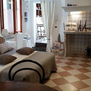 https://appartamento-romantico.hotelinveneto.com