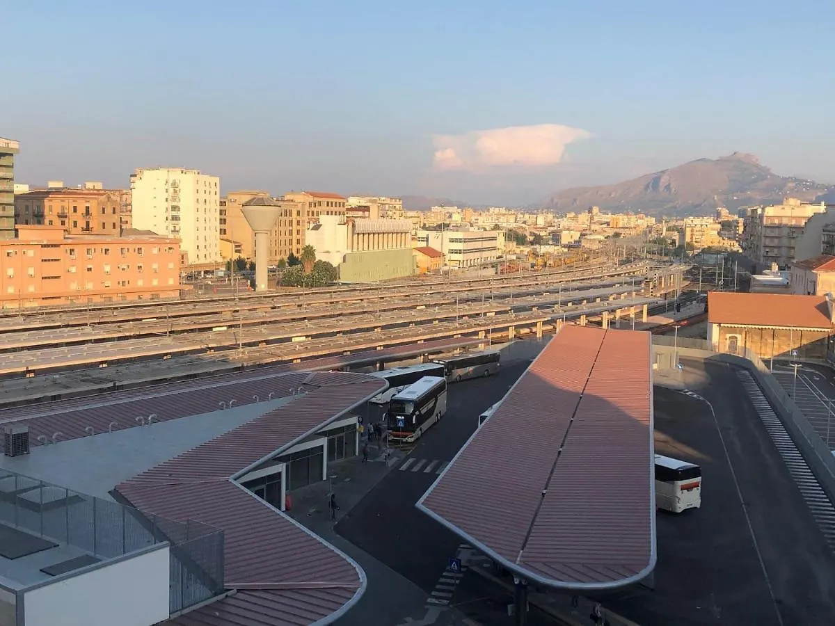 Barrique Guest House Free Bus From The Airport One Way パレルモ 0*,  イタリア